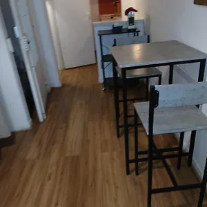  Appartement Rénové Quartier Historique ,centre France